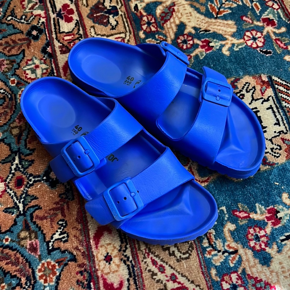 Like new new waterproof birks